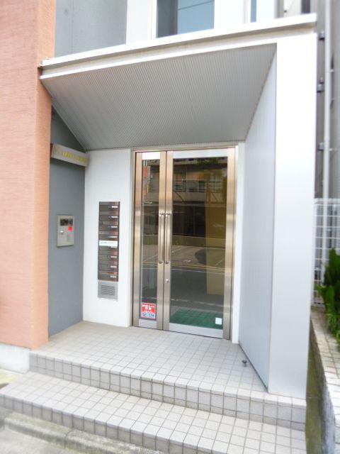 M-AZABUJUBAN