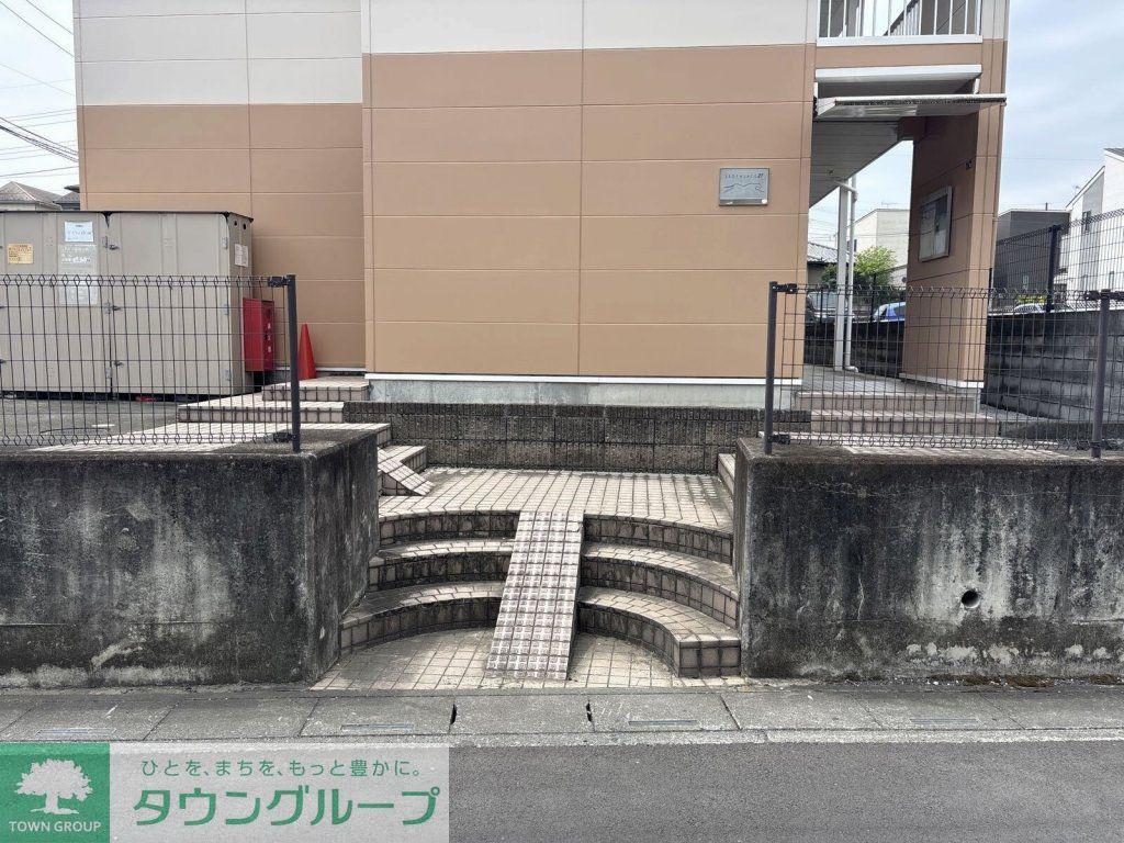 レオパレスα