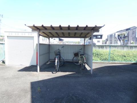 メゾンプレーリーA