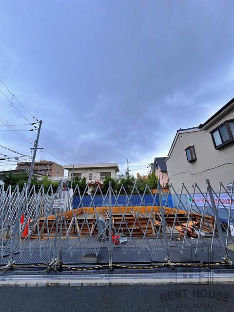 ペルラ北花田