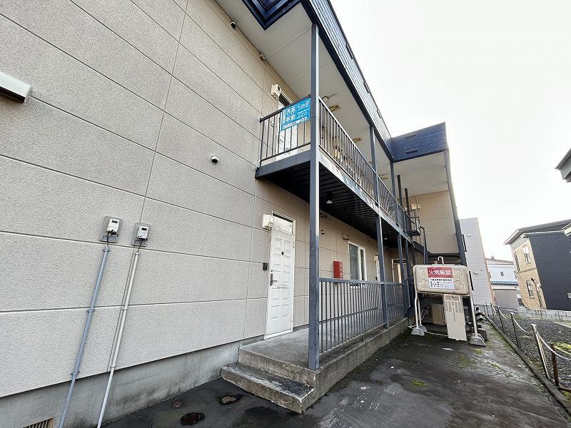 ＪＲ函館本線 近文駅 徒歩37分 2階建 築32年