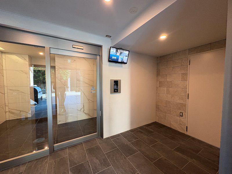 THE GARNET SUITE RESIDENCE 御所西