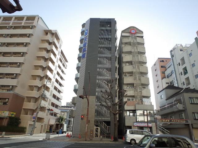 UーRO湊川公園前