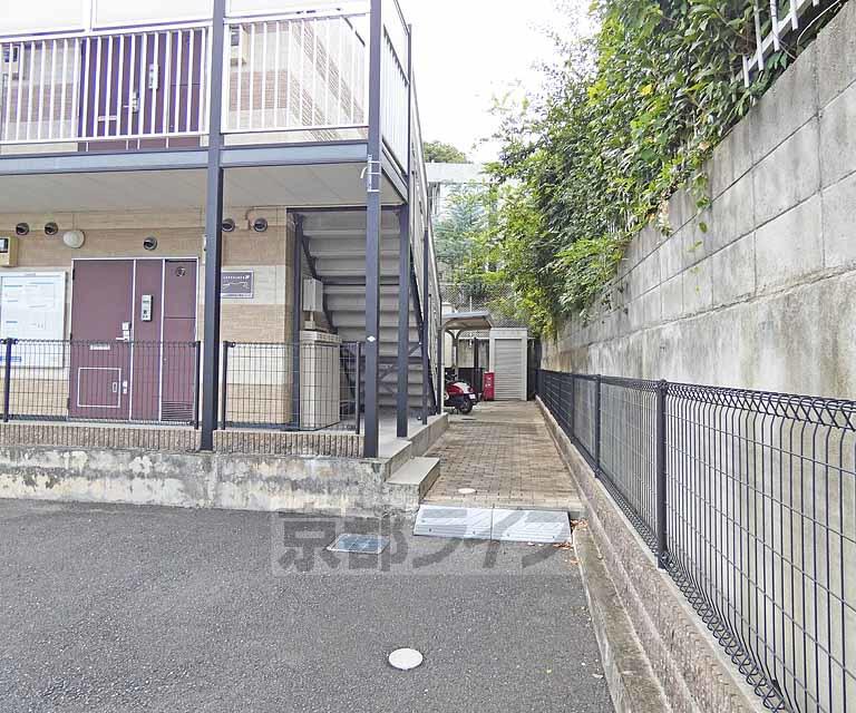 レオパレス安信町四九番地