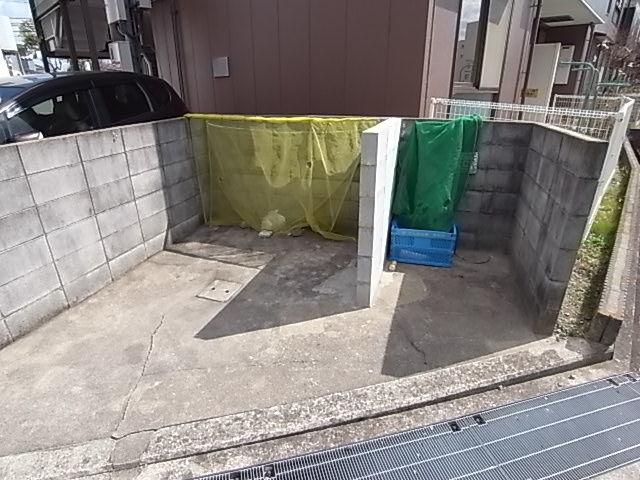 グランディアルネ伊丹