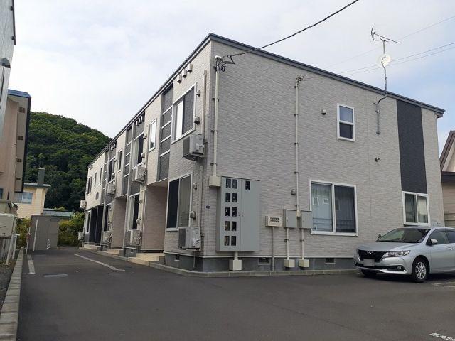 レラ カムイ