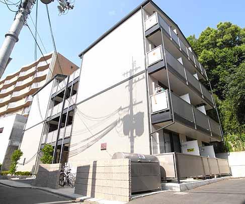 レオパレスプリオール東山III