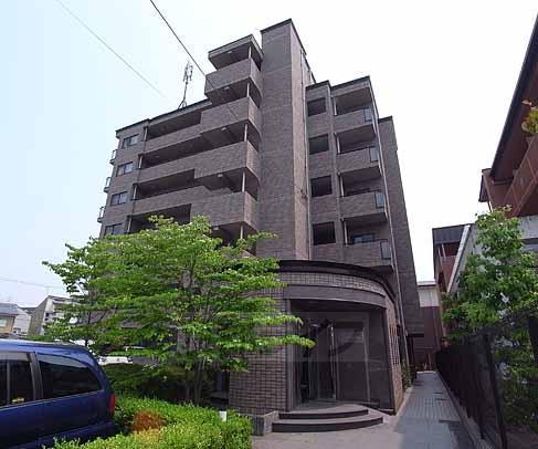 デルニエ向日町