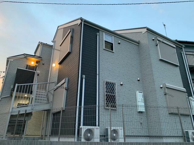 シャンブル港南