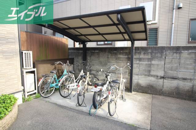 メゾン伊福町