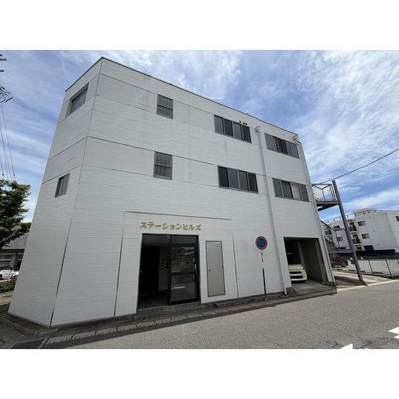 ステーションヒルズ
