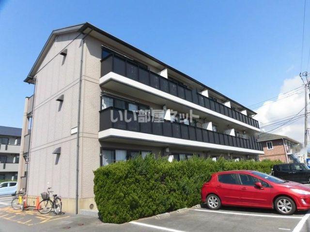 ベイサージュ富の原B