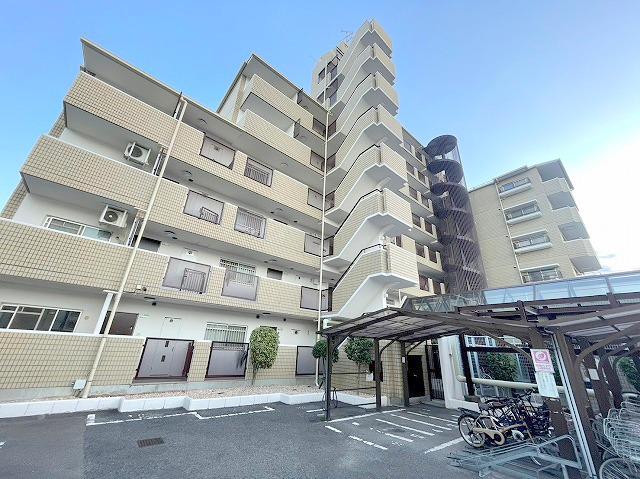 グランドールフジタ