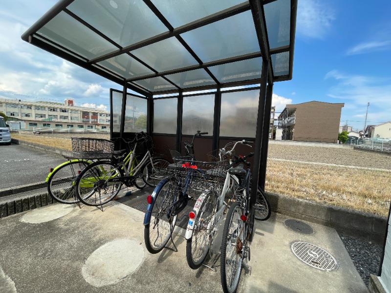 FOR RENT M1