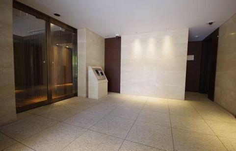東京メトロ千代田線 代々木上原駅 徒歩10分 4階建 築11年