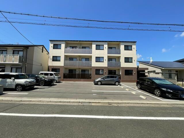 田畑ハイツルシアスII