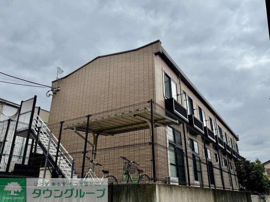 レオパレスクレストヒルズ向原