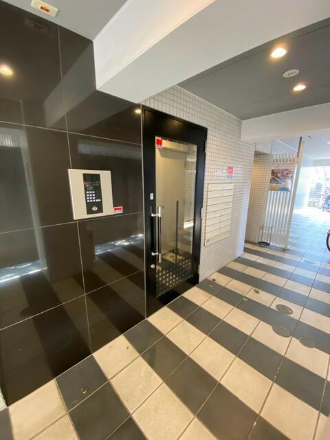 ＪＲ総武線 新小岩駅 徒歩20分 5階建 築8年