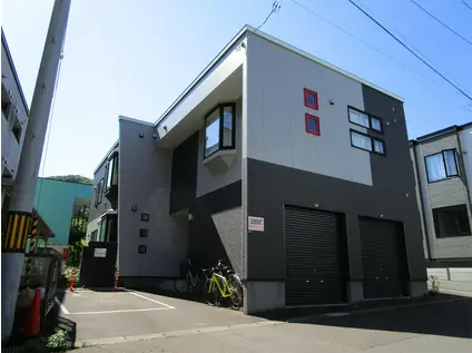 AMARTA(1LDK/1階)の外観写真