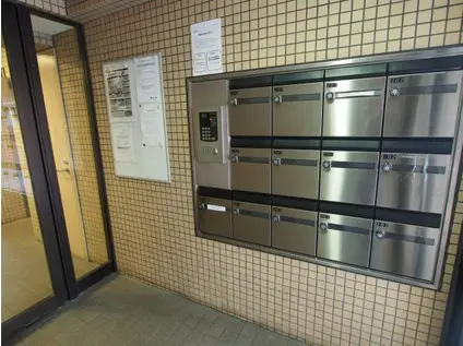 プラティーク明大前(1K/1階)の外観写真