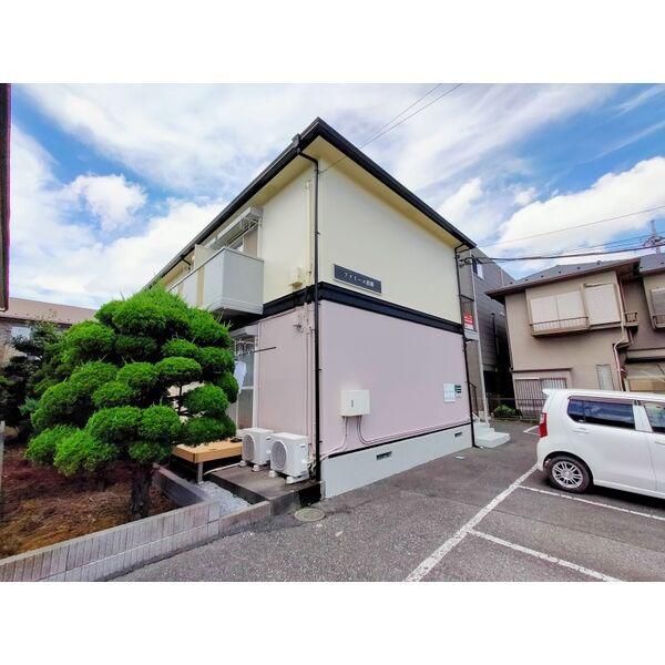 ファミーユ西野