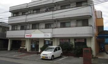 アルファービル