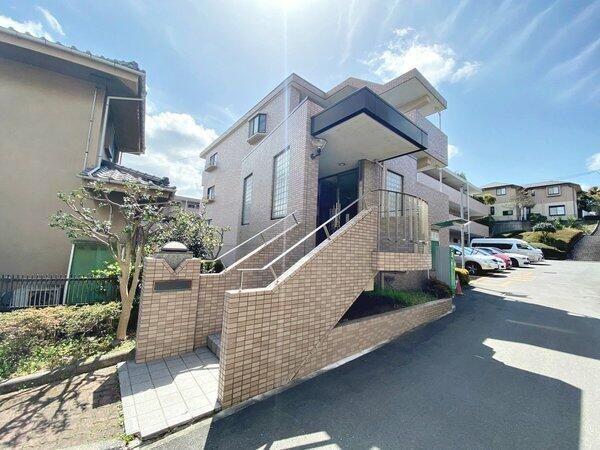 アゼリアII番館