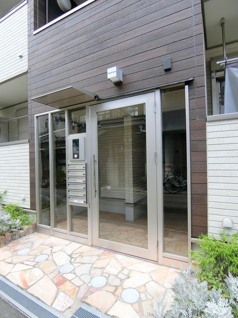 ラコリーヌ アキラン