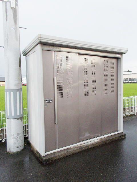 ドミール新白河 A棟