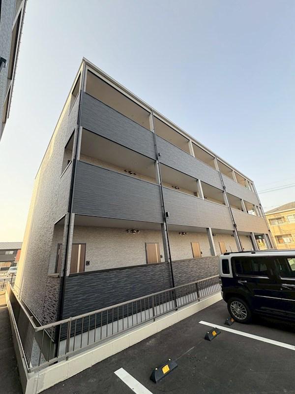クレスト寺家駅前II