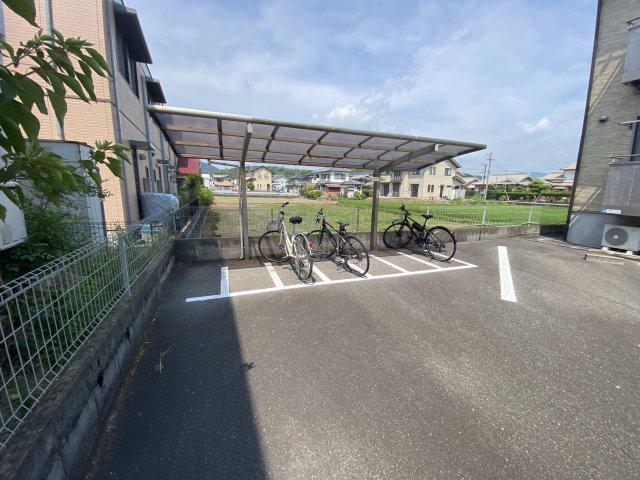 フォレストセブン