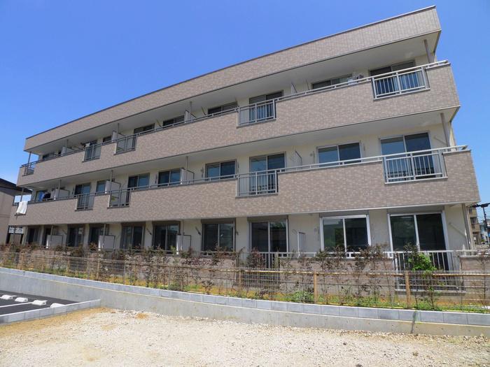ＪＲ埼京線 南与野駅 徒歩11分 3階建 築15年