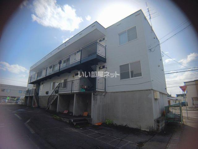 壱番館B(2LDK/2階)