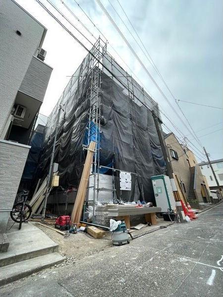 地下鉄鶴舞線 川名駅 徒歩3分 3階建 築1年