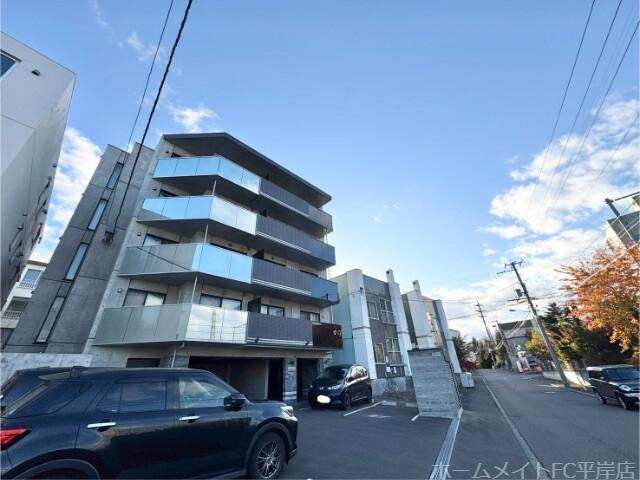 アールズ・コート平岸