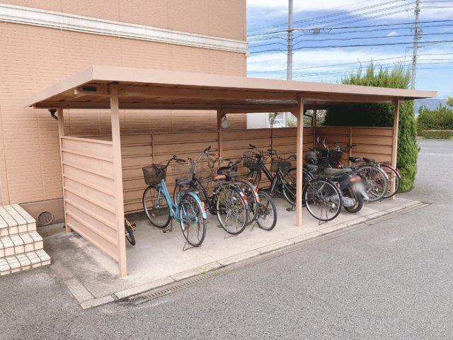 サリネージュ山手E棟