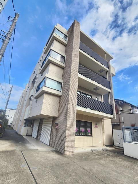 ＪＲ南武線 武蔵新城駅 徒歩9分 4階建 築18年