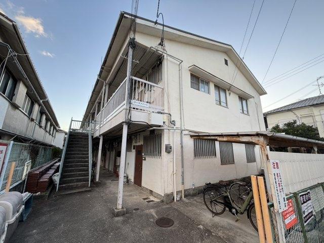 ぴーすアパート