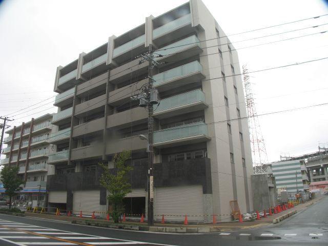 WINSOME COURT