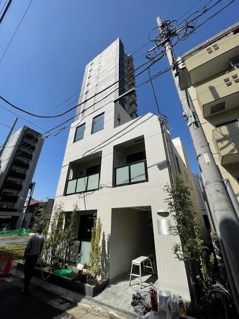 CREST COURT TOGOSHI