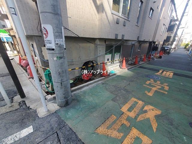COMPOSITE新宿三丁目