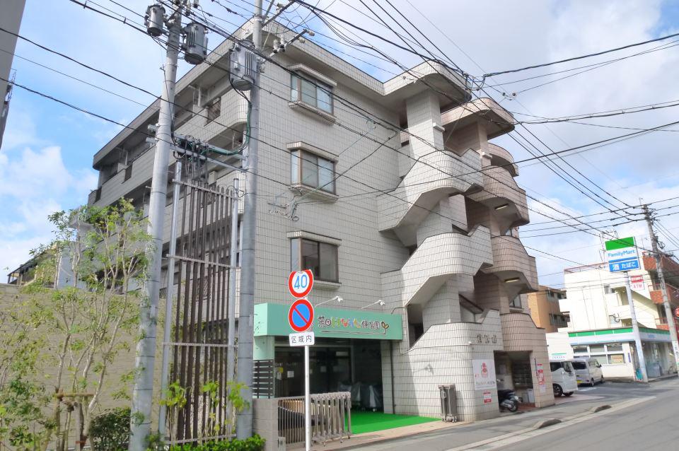 鹿児島市電谷山線 荒田八幡駅 徒歩4分  築36年