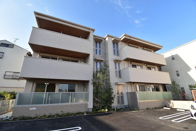 シャーメゾン小町