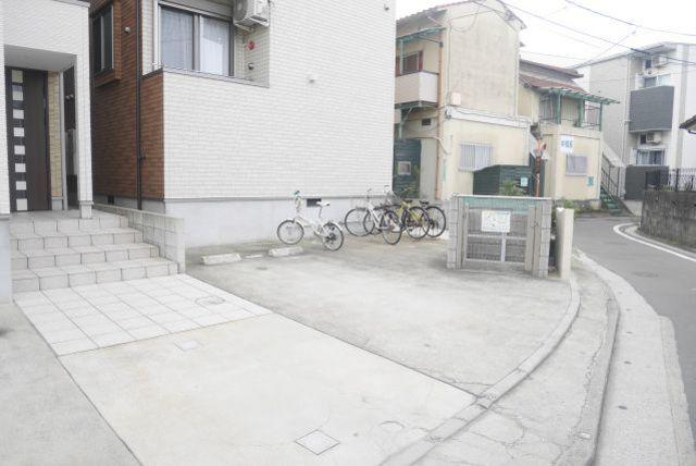メゾンドバロン諸岡