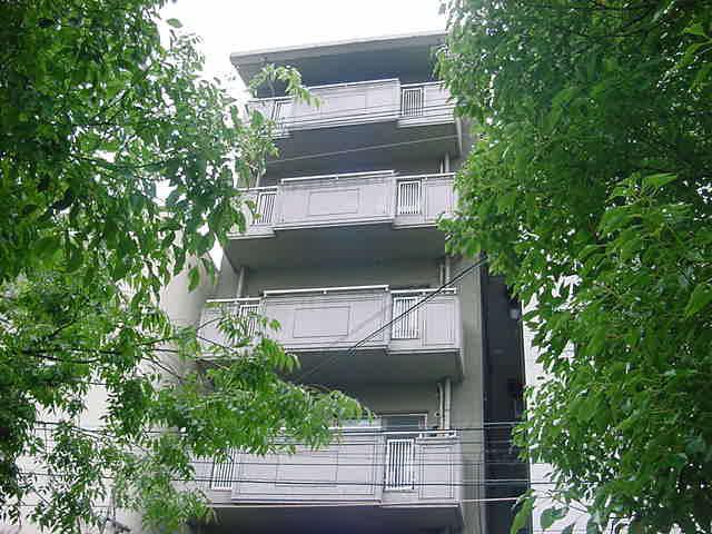 長谷川ロイヤルハイツ