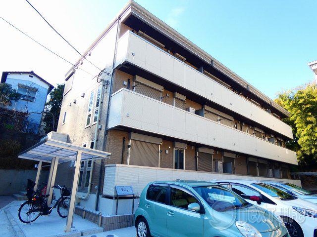 ＪＲ南武線 武蔵新城駅 徒歩18分 3階建 築6年