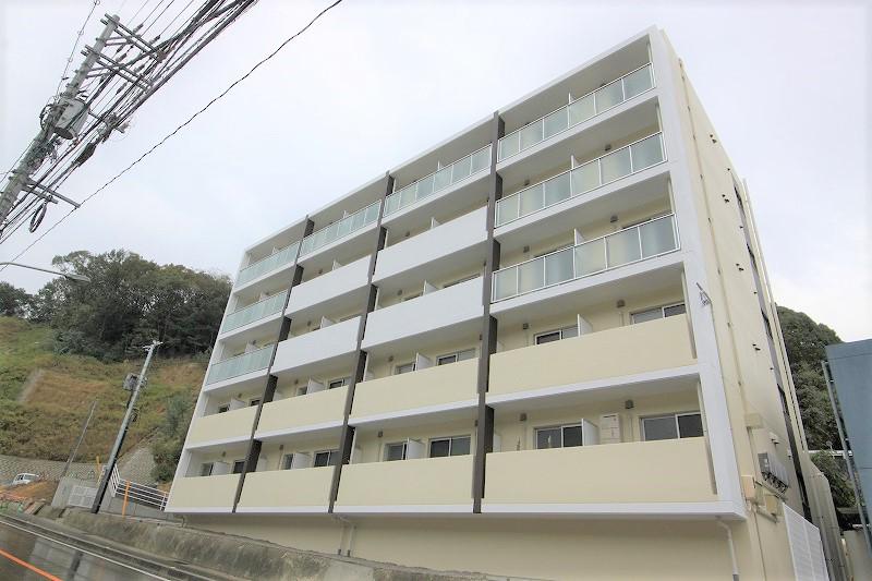 COLLINA山根町