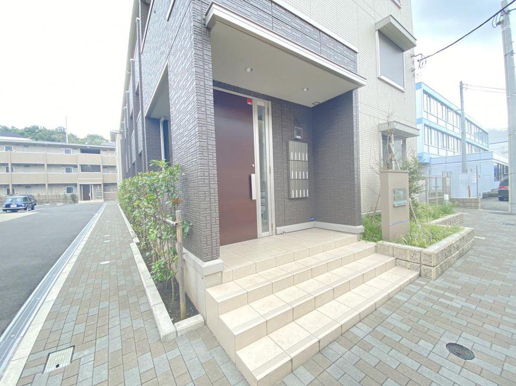 BLESS港南上大岡A棟ブレスコウナンカミオオオカ