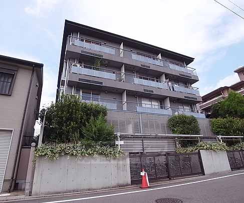 クリヨン岡崎