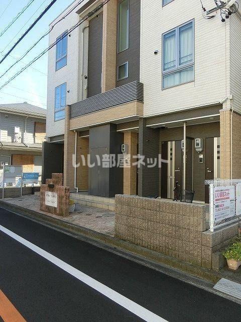 ホワイトウィステリア